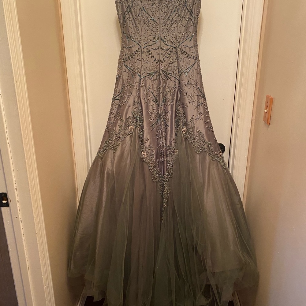 Mon Cheri  Olive green -  like new